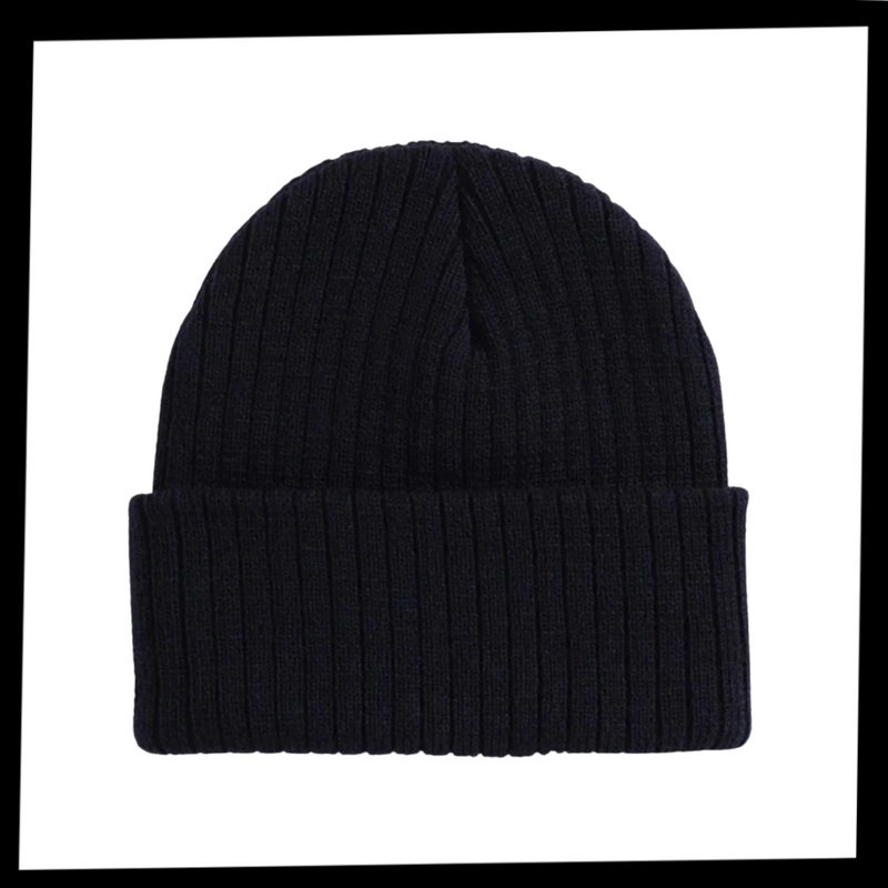Klassische gerippte Strickmütze
